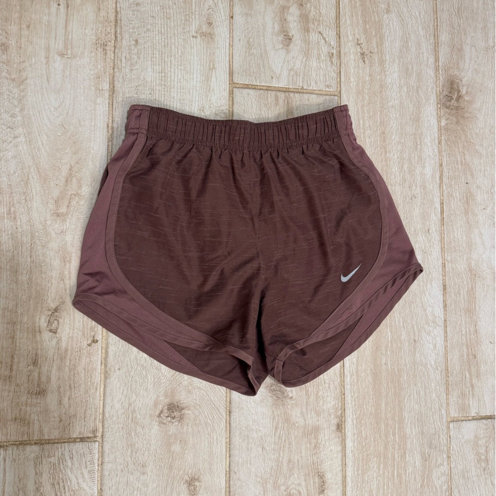 Nike Womens Dri-Fit Mauve Shorts